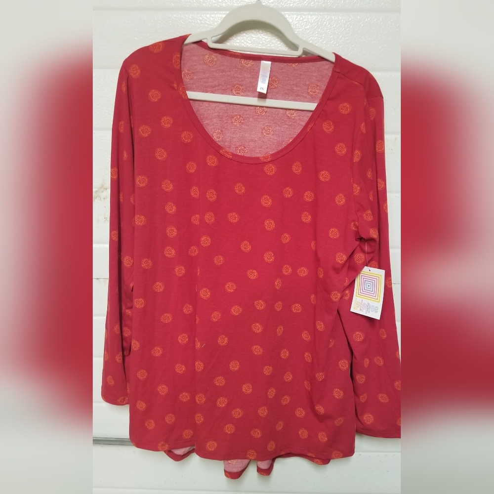 Lularoe Lynnae Top 2x NWT